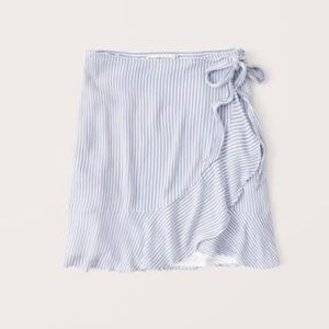 New Abercrombie striped ruffle tie waist skirt